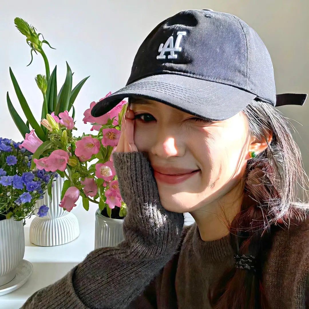 爱祇有一个字 在线观看封面